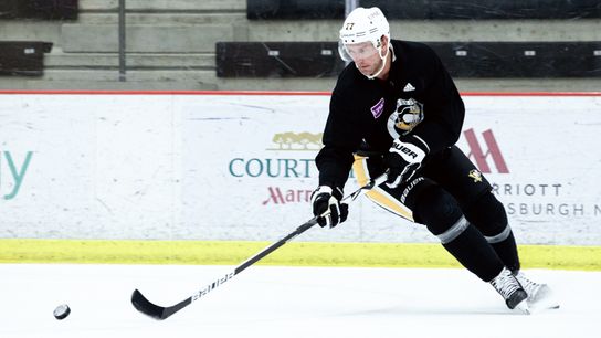Practice report: Carter isn't ready to retire just yet taken in Los Angeles (Penguins)